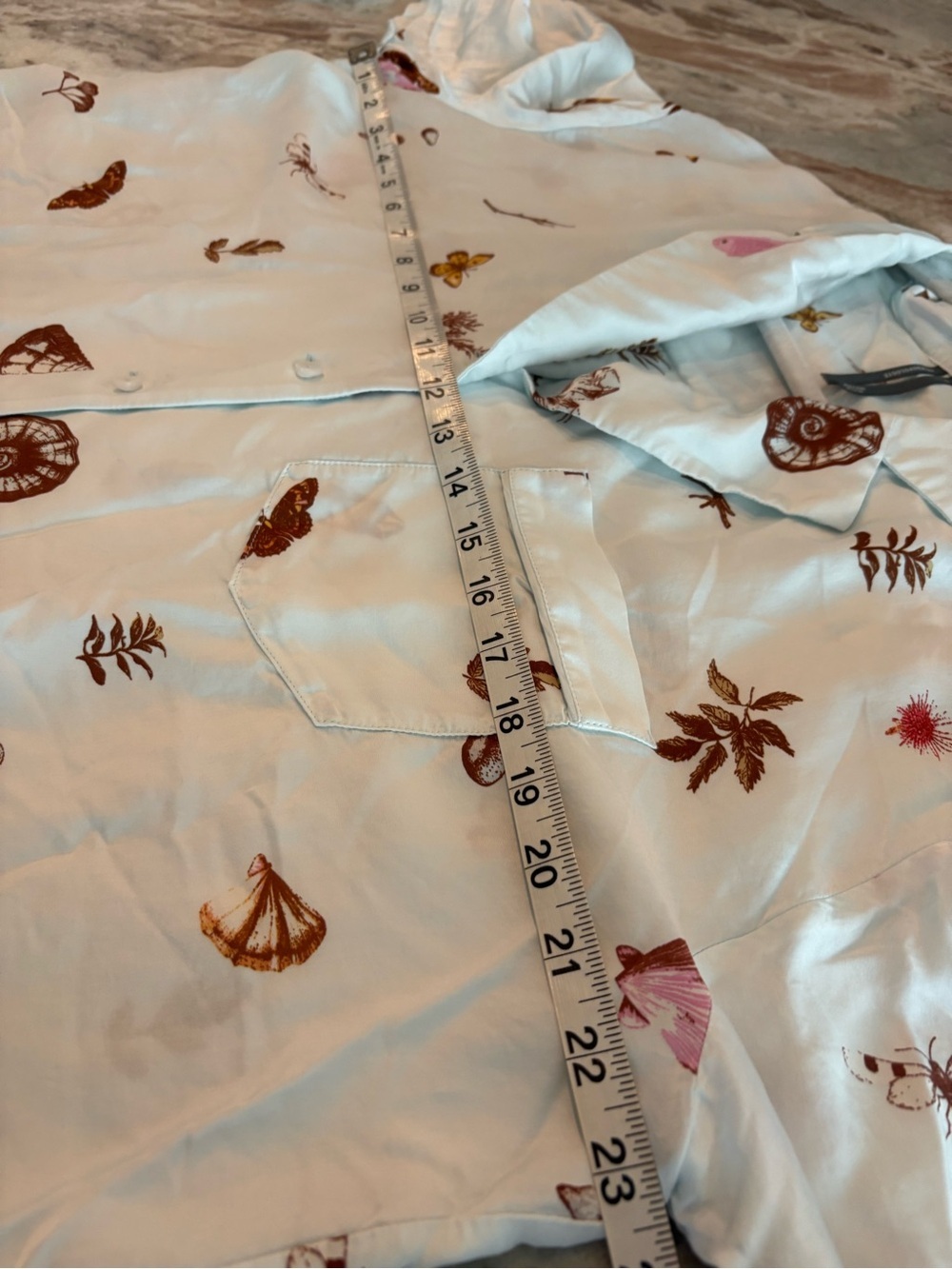 Anthropologie Long Sleeve Sea Shells Silky PJ Top Small Blouse Button Front - Picture 8 of 8